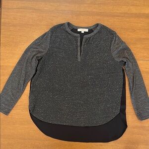 LOFT Gray Long Sleeve Top with Relaxed Fit and High-low Hem sz L